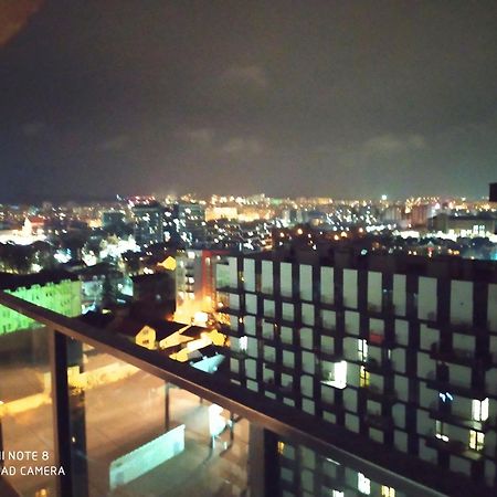 Vip Avalon City Lwów Zewnętrze zdjęcie