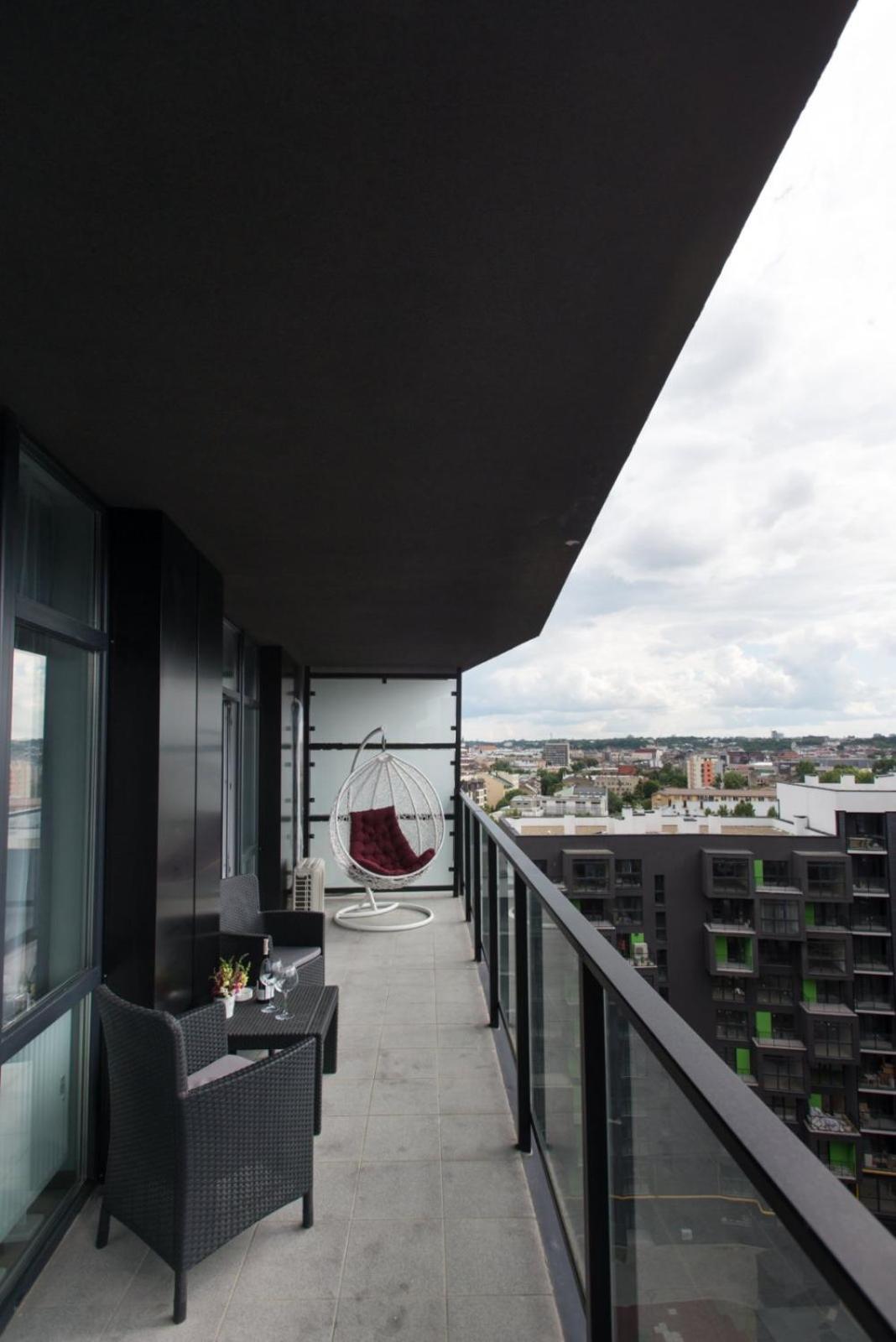 Vip Avalon City Lwów Zewnętrze zdjęcie